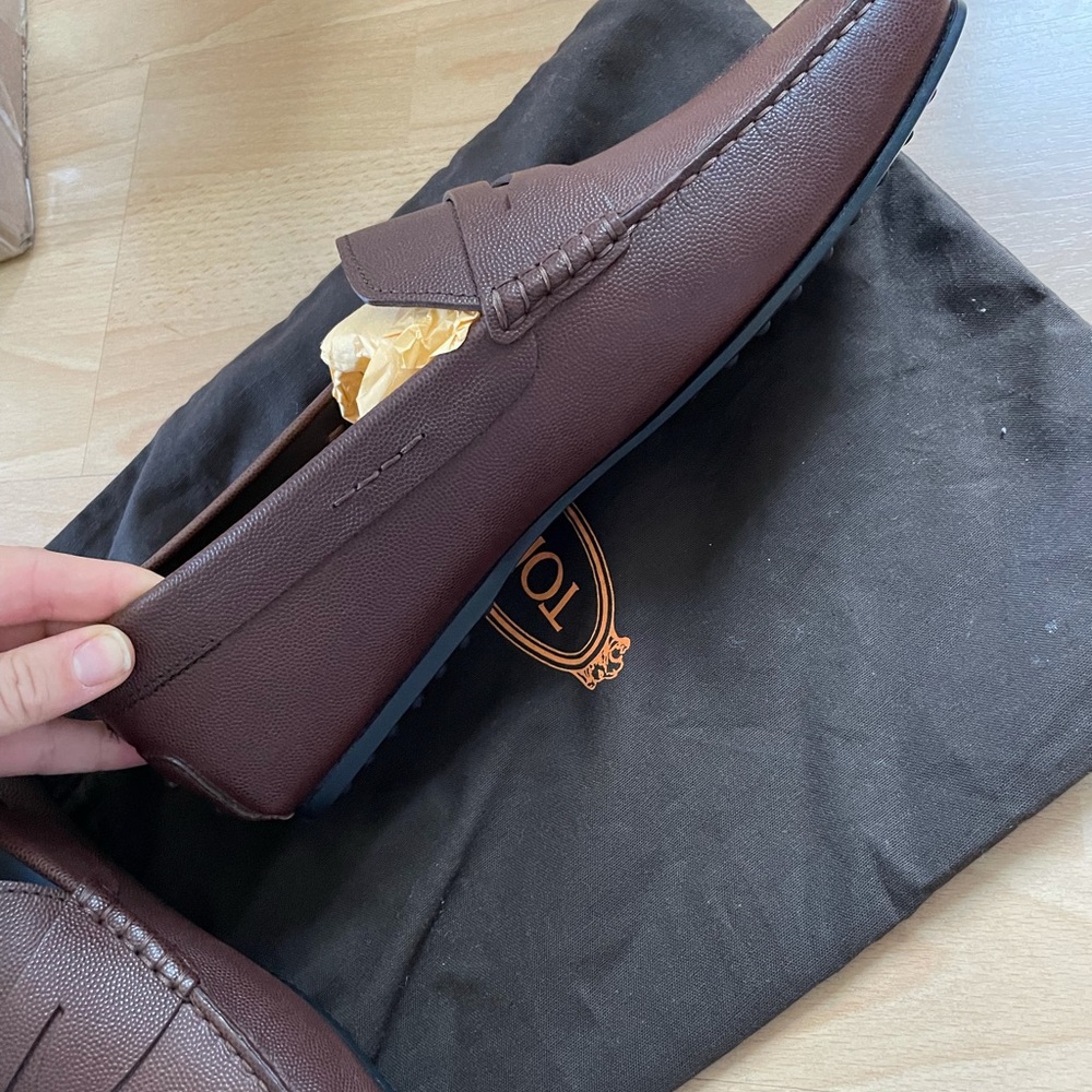 Brand new! Tods men’s Brown leather loafers size 11 - Picture 5 of 6